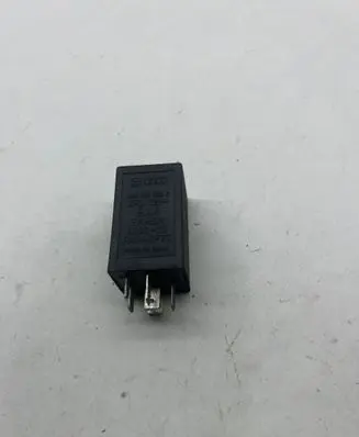 Audi A6 S6 C4 4A Other relay 443955532C D10000