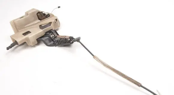 Volkswagen Touareg I Rear door lock 7L0839016B