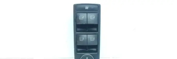 Mercedes-Benz C W204 Electric window control switch A2049055302 10021550