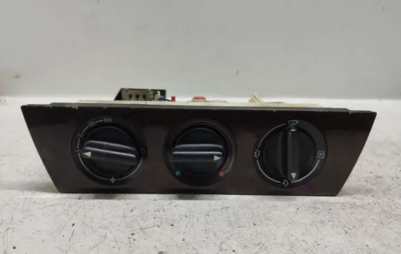 Audi A6 S6 C4 4A Climate control unit
