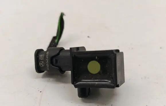 Mercedes-Benz C W205 Airbag deployment crash/impact sensor 2229051400