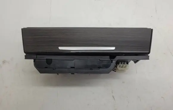 BMW 7 F01 F02 F03 F04 Dashboard storage box/compartment 9182502
