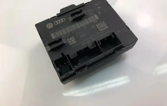 Audi A5 8T 8F Other control units/modules 8T0959795Q