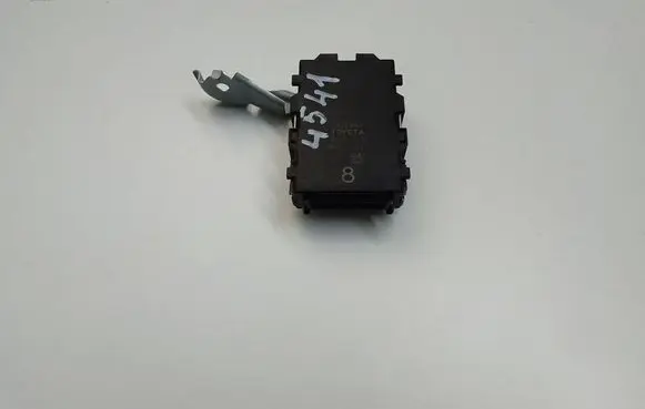 Toyota Yaris Other control units/modules 8910052030