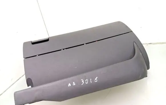 Audi A3 S3 8L Glove box set 8L1857095