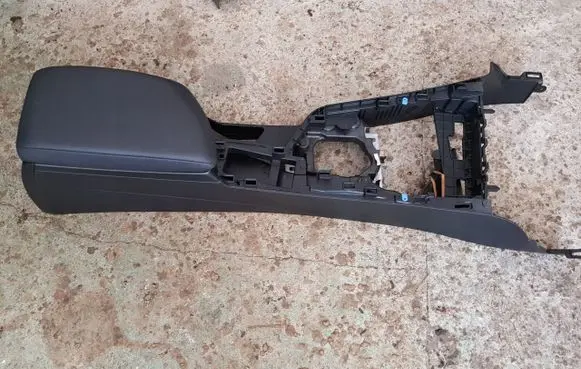BMW 2 F22 F23 Center console 9230143