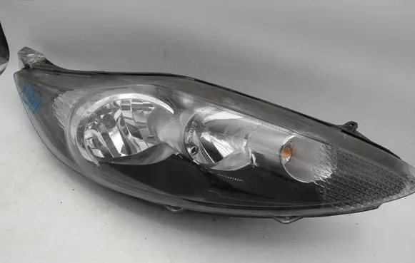 Ford Fiesta Headlight/headlamp 8A6113W029AF