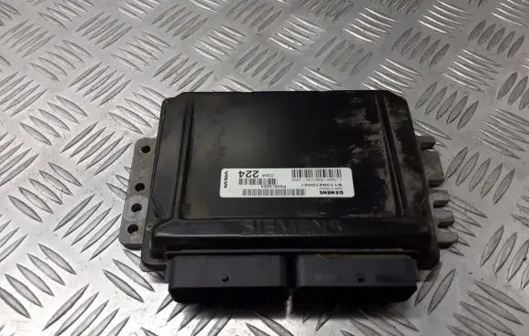 Volvo S40, V40 Engine control unit/module ECU 30614224