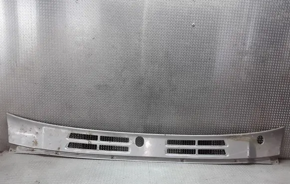 Mitsubishi Pajero Wiper trim
