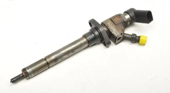 Volvo V50 Fuel injector 9658194180