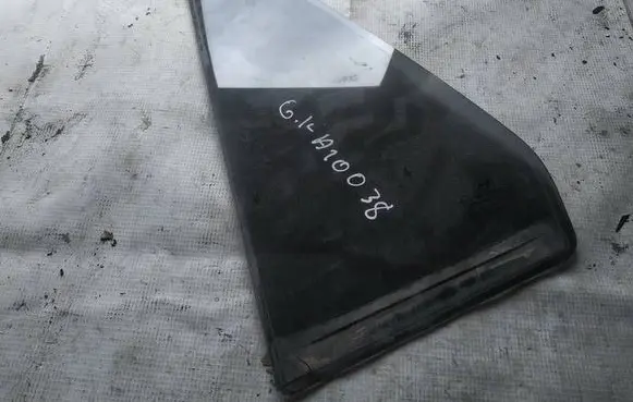 Hyundai Santa Fe Rear vent window glass as3