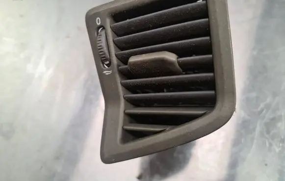 Volvo V70 Dash center air vent grill 3409373 1264