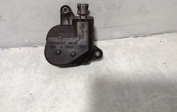 Chrysler Pacifica Air flap motor/actuator 04885465AA 58024E A0924