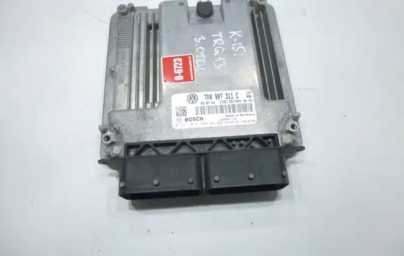 Volkswagen Touareg II Engine control unit/module 7P0907311C 4G0907401 0281018303