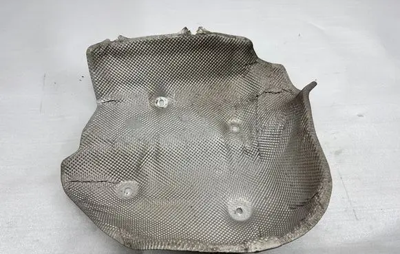 Audi A8 S8 D4 4H Exhaust heat shield 4H0825711D 4H0825711