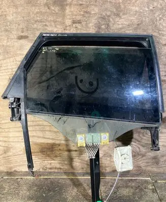 Audi A3 S3 8P Rear door window regulator with motor 8P4839462A