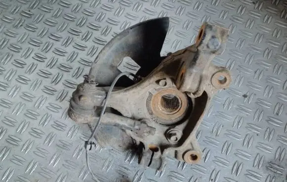 Mazda CX-5 Front wheel hub