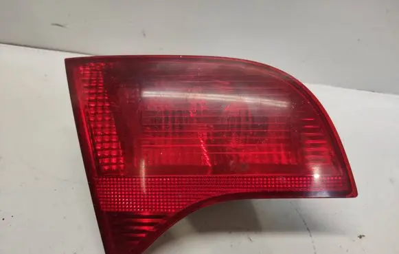 Audi A4 S4 B7 8E 8H Tailgate rear/tail lights 8E9945093 484501 ULO749001