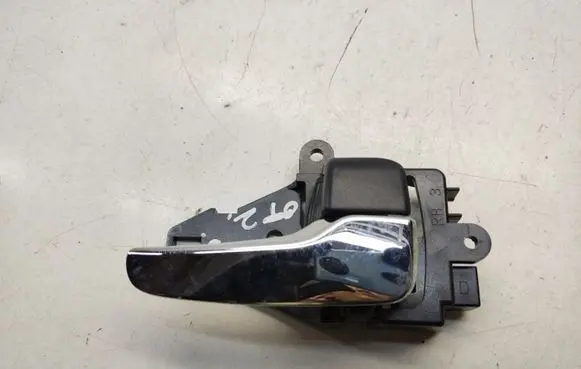 Mitsubishi Outlander Rear door interior handle MN105360
