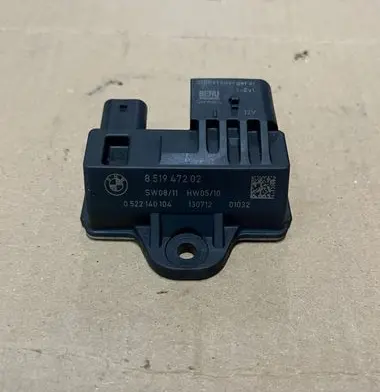 BMW X6 E71 Glow plug pre-heat relay 8519472 851947202 0522140104