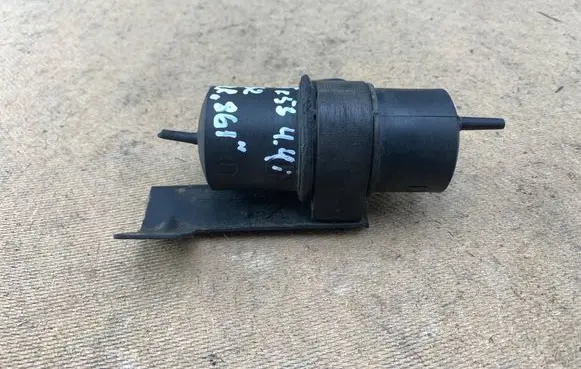 Vacuum air tank