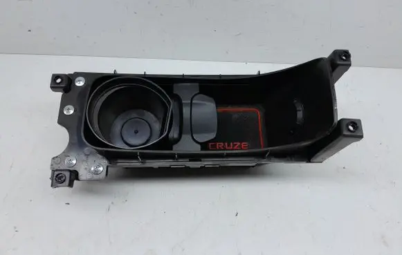 Chevrolet Cruze Cup holder 