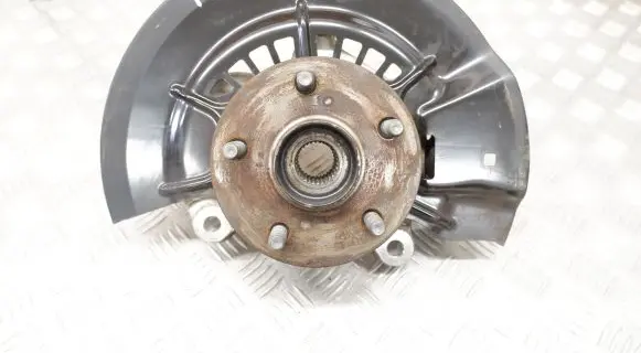 Toyota Highlander XU70 Front wheel hub 432020E010 435500E020