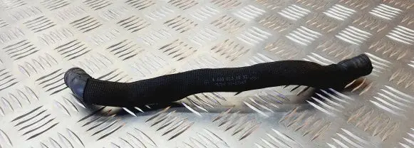 Mercedes-Benz B W245 Breather hose/pipe A6400101082