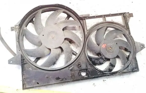 Peugeot Partner Radiator cooling fan shroud 9639525380