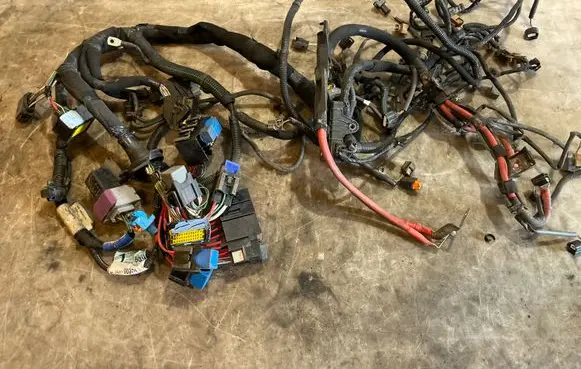 Renault Trafic III (X82) Engine installation wiring loom 240119077R