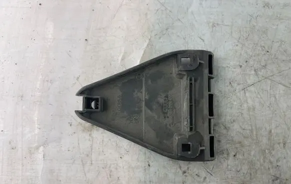 Audi A4 S4 B6 8E 8H Hazard Warning Triangle Mounting Bracket 8E5860285