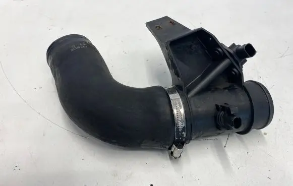 Mercedes-Benz Sprinter W901 W902 W903 W904 Intercooler hose/pipe A9015283512