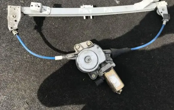 Fiat Bravo - Brava Sliding door window regulator with motor