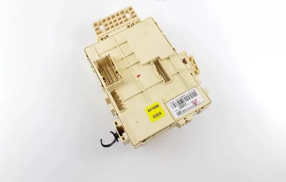 Hyundai i40 Fuse module 919503Z011