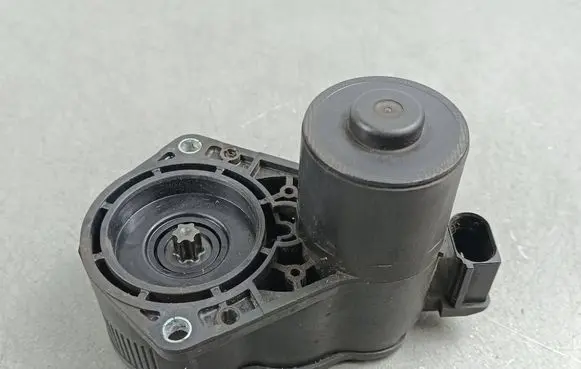 Honda CR-V Hand brake/parking brake motor 