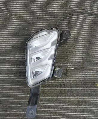 SsangYong Korando Front fog light 83202-37000 8320237000