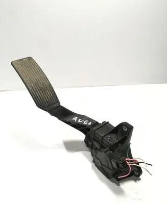 Nissan Murano Z50 Accelerator throttle pedal 18002CB000 5915