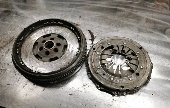 Ford Galaxy Clutch set kit 028105264B 028141026