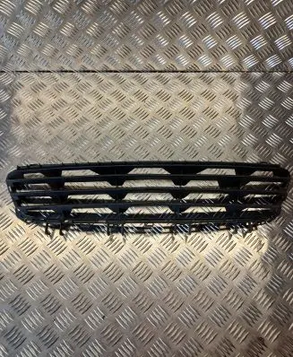 Opel Astra H Front bumper lower grill 24460271