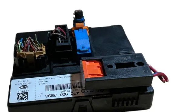 Audi A6 S6 C6 4F Light module LCM 4F0907289G 5DK00876224