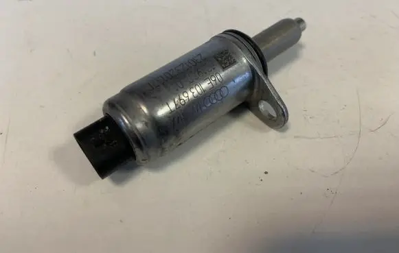 Audi Q5 SQ5 Camshaft vanos timing valve 06E103697T