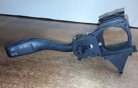 Audi A4 S4 B6 8E 8H Indicator stalk 8E0953513A