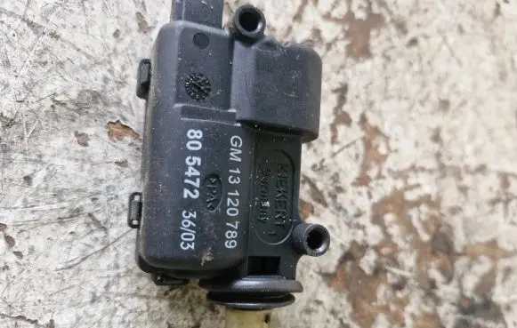 Opel Astra G Central locking motor 13120789 805472