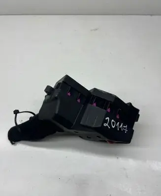 Porsche Cayenne (9PA) Fuse module 7L0941828 7L0941824