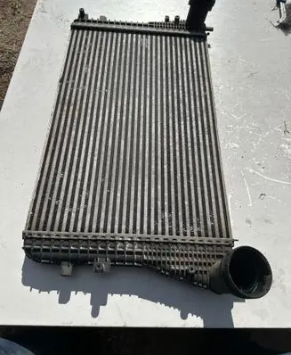 Volkswagen PASSAT B6 Intercooler radiator 3c0145805g