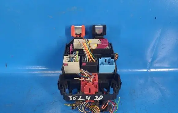 Audi A6 S6 C7 4G Fuse 8K0937545B