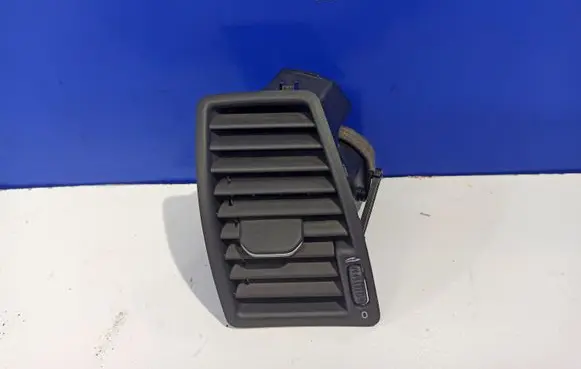 Volvo XC90 Dashboard air vent grill cover trim 3409398