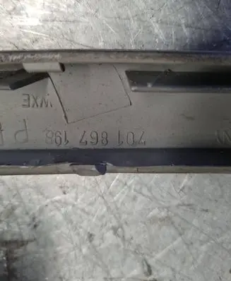 Volkswagen Transporter - Caravelle T4 Front door interior handle trim 701867198