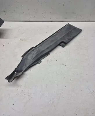 Audi A8 S8 D4 4H Fender end trim 4H0819335