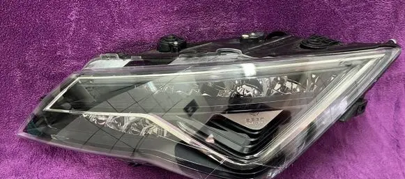 Seat Leon (5F) Headlight/headlamp 5F1941007K